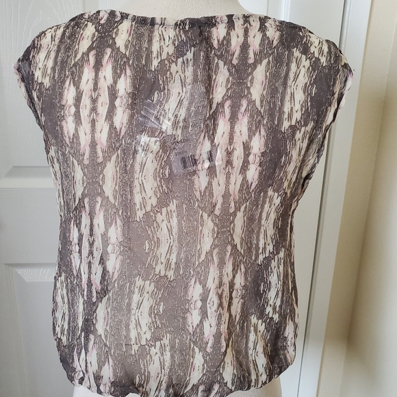 NEW Urban Outfitters Ecote Gray Drape Front Sleeveless Top Women's Size M - Picture 6 of 11